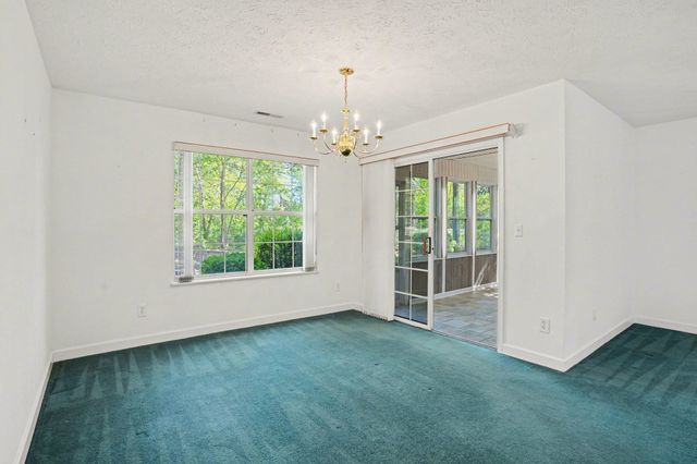 9374 Pinckney Ln., Murrells Inlet, SC 29576