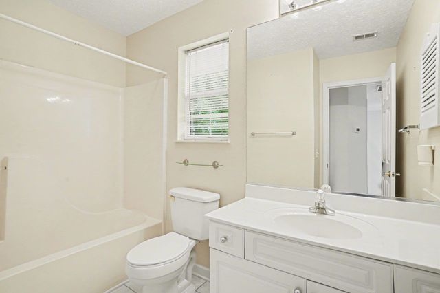 9374 Pinckney Ln., Murrells Inlet, SC 29576