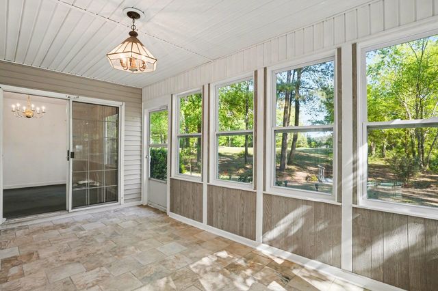 9374 Pinckney Ln., Murrells Inlet, SC 29576