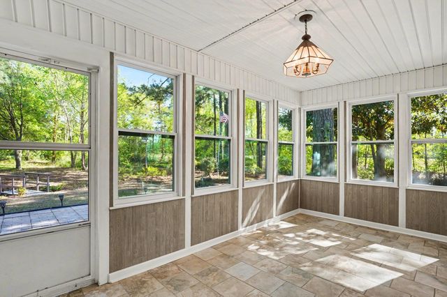 9374 Pinckney Ln., Murrells Inlet, SC 29576