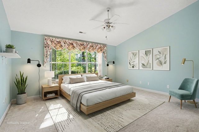 9374 Pinckney Ln., Murrells Inlet, SC 29576