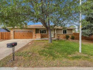 2625 Meadowbrook Ln, Greeley, CO 80634