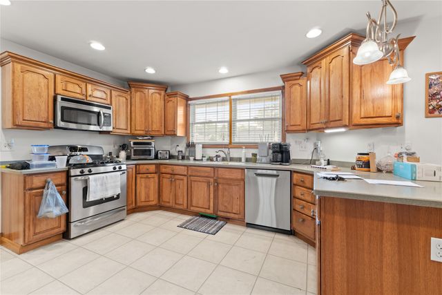 152 E 41ST Street, Erie, PA 16504