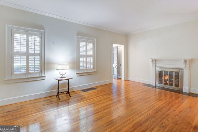 273 Peachtree Way NE, Atlanta, GA 30305