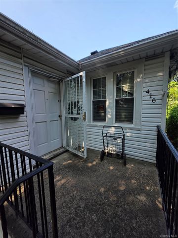 416 Minnieford Avenue, Bronx, NY 10464