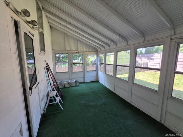 416 Minnieford Avenue, Bronx, NY 10464