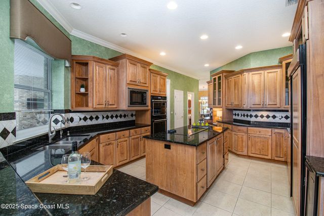 207 Brightwater Drive SE, Palm Bay, FL 32909