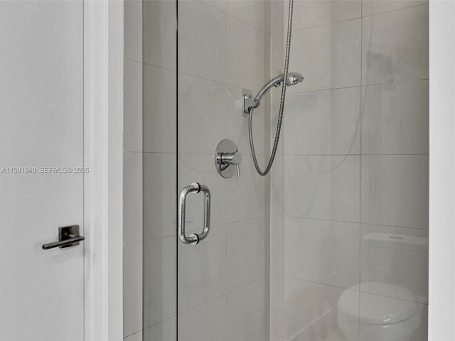 121 NE 34th St 2102, Miami, FL 33137