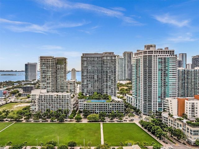 121 NE 34th St 2102, Miami, FL 33137