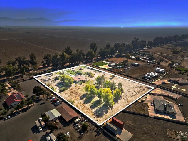 18005 S Union Avenue, Bakersfield, CA 93307