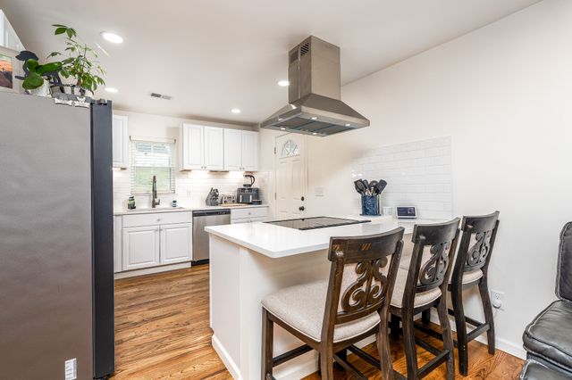 1812 Cherokee Dr, Columbia, TN 38401