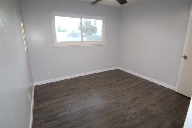 567 E Keats Avenue, Fresno, CA 93710