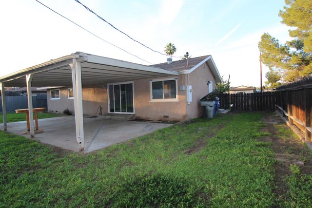 567 E Keats Avenue, Fresno, CA 93710