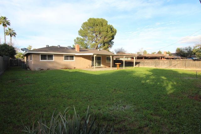 567 E Keats Avenue, Fresno, CA 93710