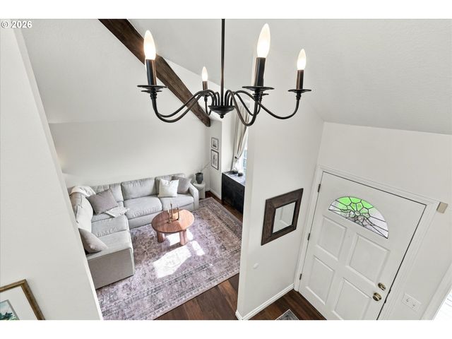 15118 Sw KENTON Dr, Portland, OR 97224