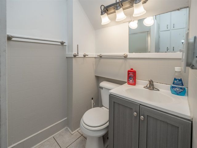 830 W Main Street, Kalamazoo, MI 49006