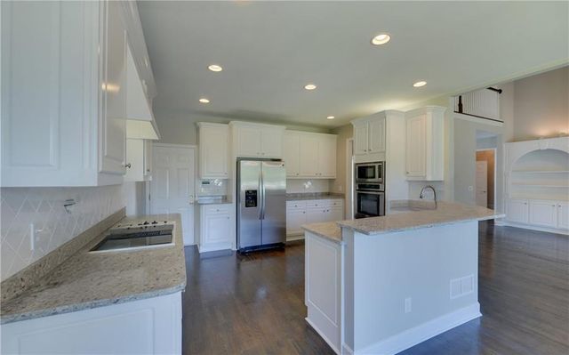 2092 Bakers Mill Road, Dacula, GA 30019