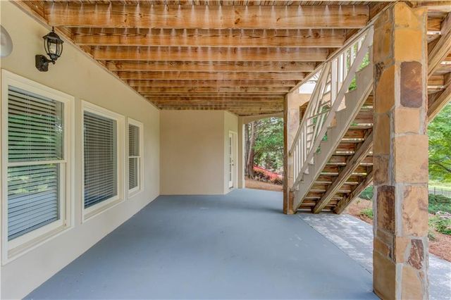 2092 Bakers Mill Road, Dacula, GA 30019