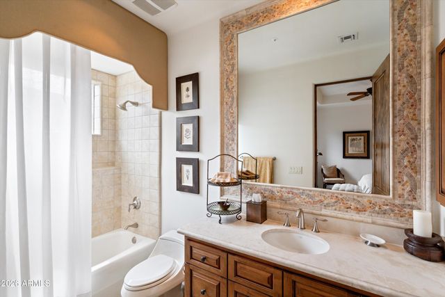 7373 E CLUBHOUSE Drive 17, Scottsdale, AZ 85266