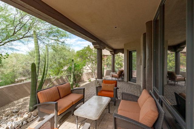 7373 E CLUBHOUSE Drive 17, Scottsdale, AZ 85266
