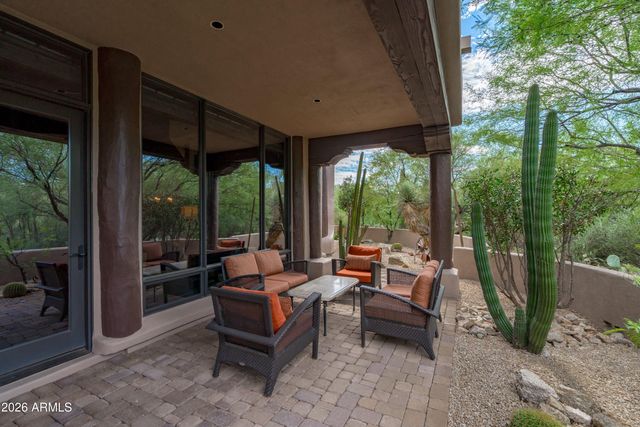 7373 E CLUBHOUSE Drive 17, Scottsdale, AZ 85266