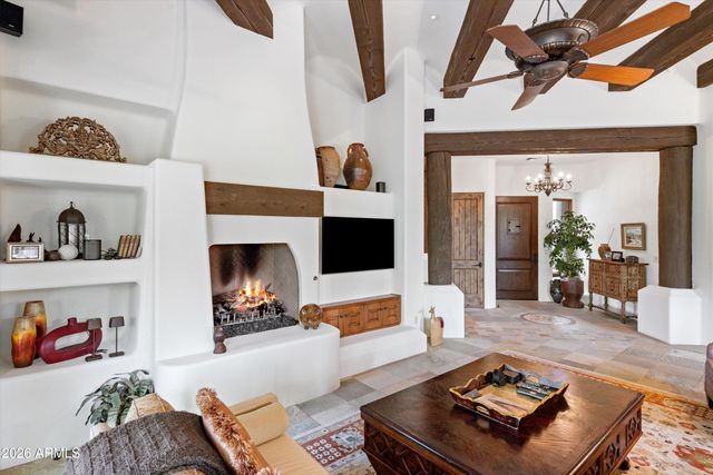 7373 E CLUBHOUSE Drive 17, Scottsdale, AZ 85266