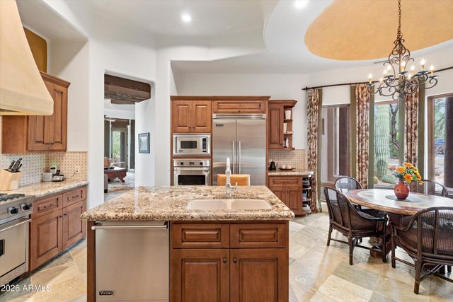 7373 E CLUBHOUSE Drive 17, Scottsdale, AZ 85266