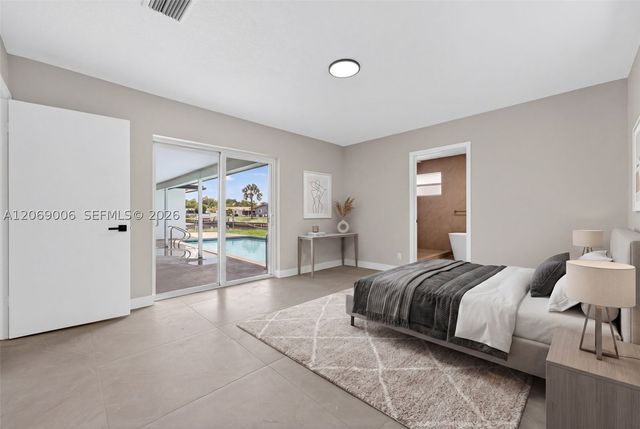 6091 SW 14th St, Plantation, FL 33317