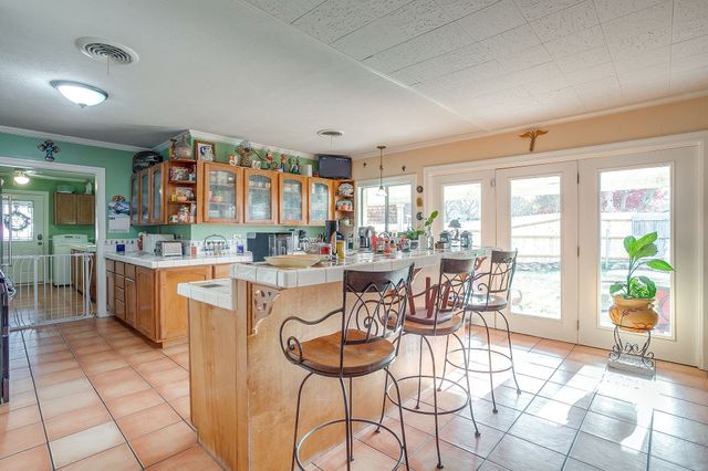 205 W Ridge Road, Weatherford, TX 76086