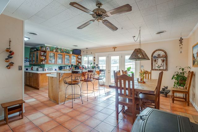 205 W Ridge Road, Weatherford, TX 76086