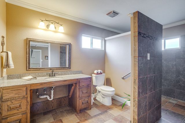 205 W Ridge Road, Weatherford, TX 76086