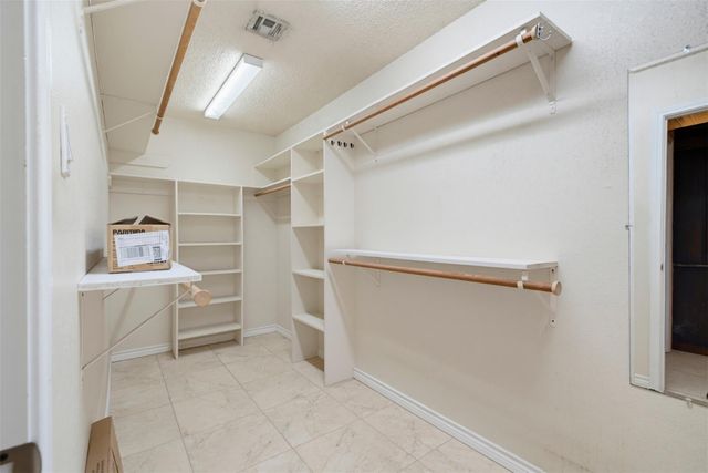 1802 Sager RD, Rockdale, TX 76567