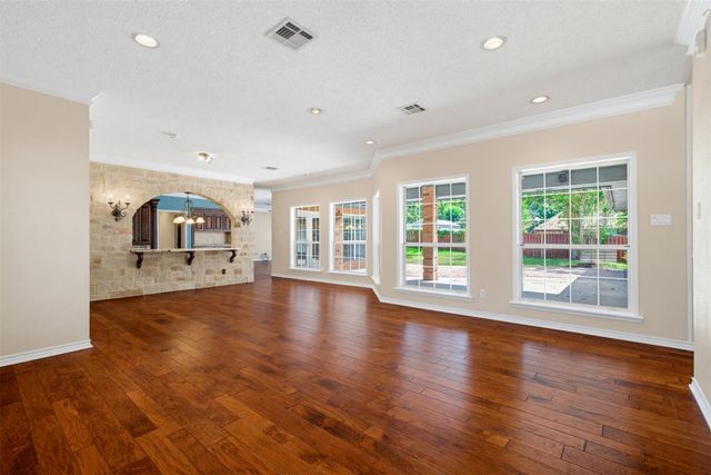 1802 Sager RD, Rockdale, TX 76567