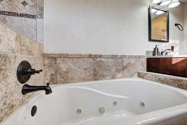 419 George L Cross Court, Norman, OK 73069