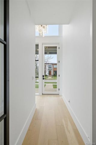512 Wallace Street, Birmingham, MI 48009