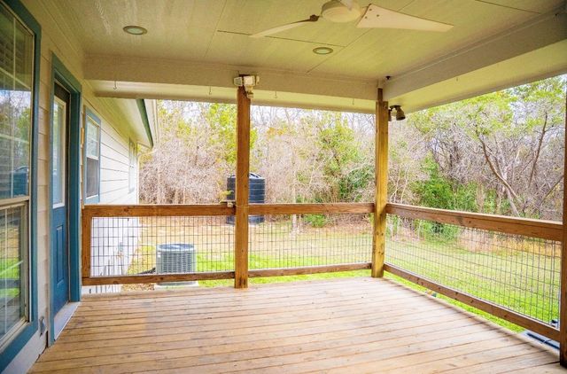 111 Hillview LN, Burnet, TX 78611
