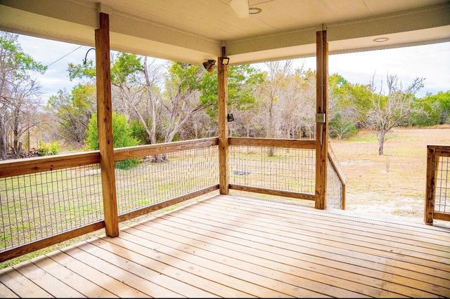 111 Hillview LN, Burnet, TX 78611
