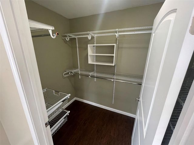 111 Hillview LN, Burnet, TX 78611