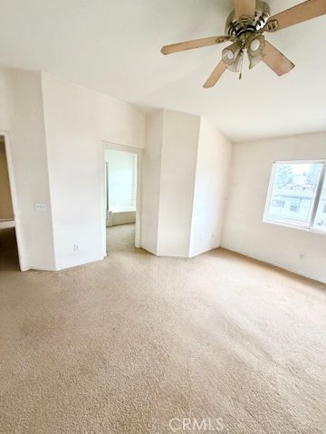 209 Avenida San Miguel, Perris, CA 92571