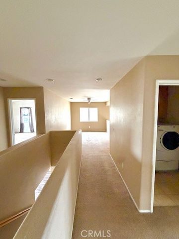 209 Avenida San Miguel, Perris, CA 92571