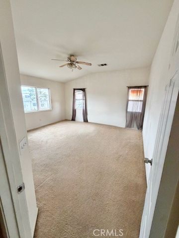 209 Avenida San Miguel, Perris, CA 92571