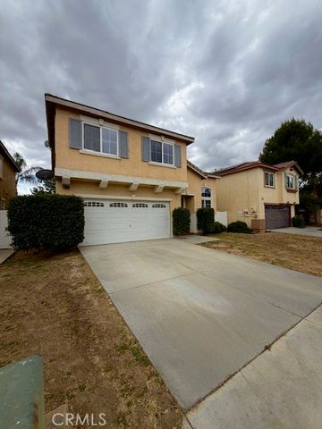 209 Avenida San Miguel, Perris, CA 92571