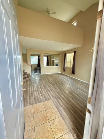 209 Avenida San Miguel, Perris, CA 92571