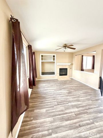 209 Avenida San Miguel, Perris, CA 92571