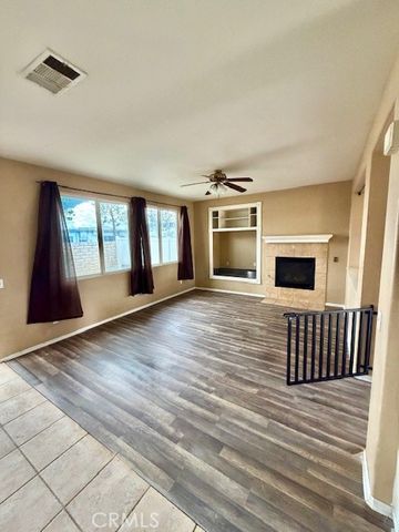 209 Avenida San Miguel, Perris, CA 92571