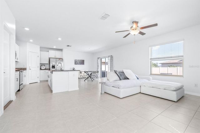 31366 BARREL WAVE WAY, Wesley Chapel, FL 33545
