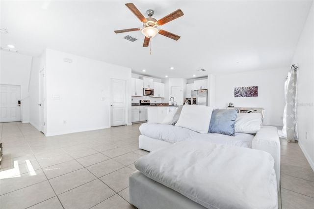 31366 BARREL WAVE WAY, Wesley Chapel, FL 33545