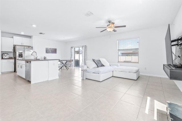 31366 BARREL WAVE WAY, Wesley Chapel, FL 33545