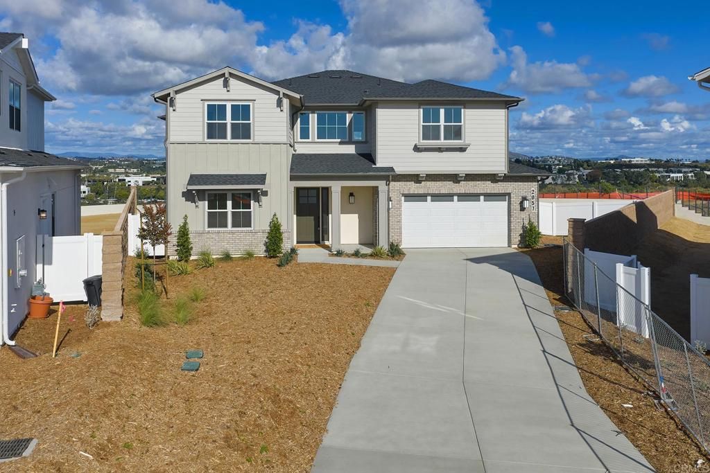 Image 3 of property listing at 2057 Verne View, Carlsbad, CA 92008