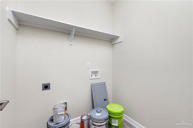 209 S 17th Street, Donna, TX 78537